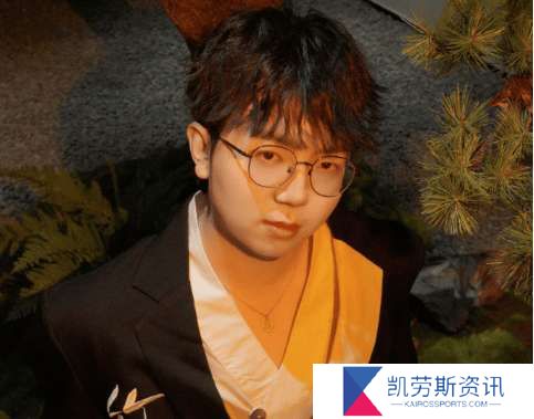 妖刀发布自拍：原来这就叫预制