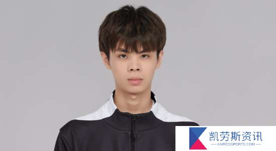 上海EDG.M挂牌公告：Silver、蓝柚、牛牛、昊然四名选手挂牌